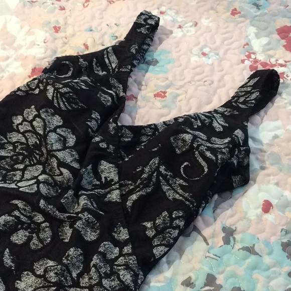 NWOT Gottex control shape deep U back swimwear - Picture 2 of 8